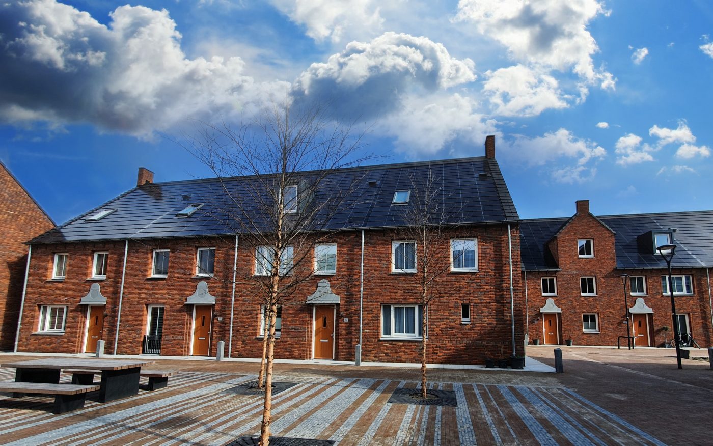 Mood image of residential properties with Wevolt X-Roof